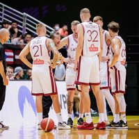 Ātri, agresīvi un ar sava veida stilu – Latvijas basketbolisti stāsta par pirmo pretinieci