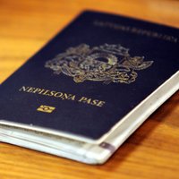 Latvijas un Igaunijas nepilsoņi Krievijā varēs iebraukt bez vīzas