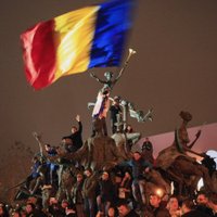 Rumānijas prezidenta vēlēšanās uzvar Klauss Johanness