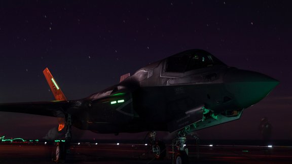 F35B - HMS Queen Elizabeth - 3