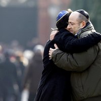Eiropas ebreji nekur nebrauks un paliks tepat, raksta 'Bloomberg'