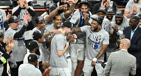 Porziņģis pret Dončiču: "Celtics" pretinieki NBA finālā būs "Mavericks" basketbolisti