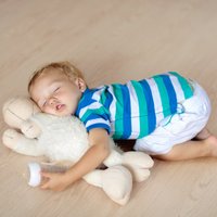 Diānas Zandes ieteikumi, kas mazulim palīdzēs labāk iemigt