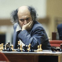 Сегодня — 80 лет со дня рождения "шахматного Паганини" Михаила Таля