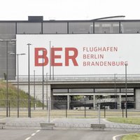 Ar deviņu gadu novēlošanos oktobrī plānots atvērt jauno Berlīnes lidostu