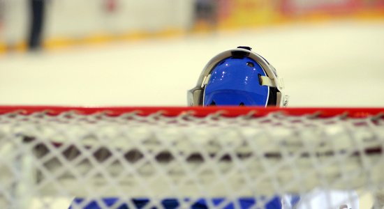Pēc treneru iniciatīvas Krievijas hokejistu treniņi norit aiz 'slēgtām durvīm'