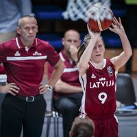 Latvijas sieviešu basketbola izlase aizvada tradicionālo rozā lentītes spēli pret Somiju