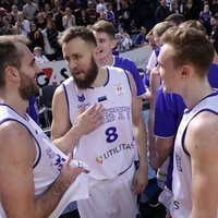 Igaunijas basketbolisti PK kvalifikācijas mačā negaidīti apspēlē titulēto Serbiju