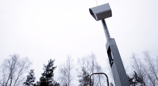Ar fotoradariem pērn fiksēti ātruma pārkāpuma sodi deviņu miljonu eiro apmērā