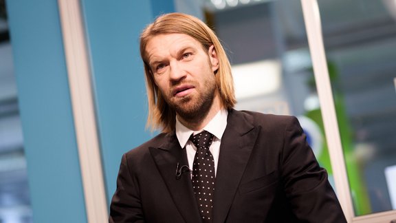 Kaspars Gorkšs oficiāli noslēdz savu futbolista karjeru un aicina uz atvadu spēli Kaspars Gorkšs oficiāli noslēdz savu futbolista karjeru un aicina uz atvadu spēli