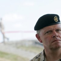 Граубе: обязательная военная служба в Латвии не нужна