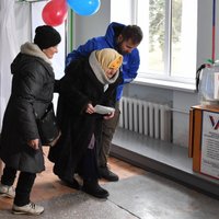 Поджоги участков и задержания в первый день голосования в РФ