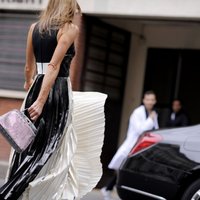 'Mode Rīgas ielās' - 'DELFI Viņa' aicina stilīgās rīdzinieces parādīt sevi
