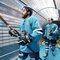 Jaks pēc izcilās debijas 'Soči' komandā atzīts par KHL nedēļas labāko aizsargu