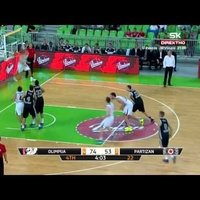 Video: 'Union Olimpija' basketbolists realizē fantastisku metienu