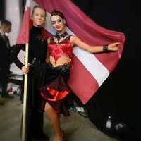 Latvijas pāris iekļūst desmitniekā pasaules junioru čempionātā sporta dejās