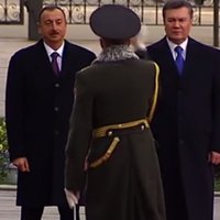 Interneta hits: Kuriozs ar Janukoviča godasardzes priekšnieku