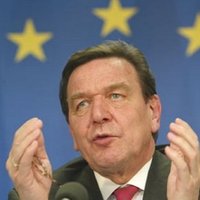 Бывший канцлер Германии раскритиковал ЕС за санкции в отношении РФ