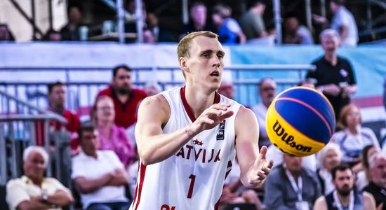 Latvijas 3x3 basketbolisti sasniedz Pasaules kausa pusfinālu