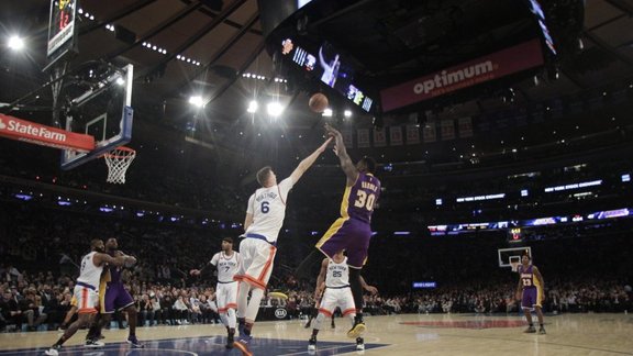 Lakers Julius Randle vs Knicks Kristaps Porzingis