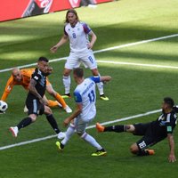 Лучшие моменты второго и третьего игрового дня ЧМ: голы Роналду и исландцев