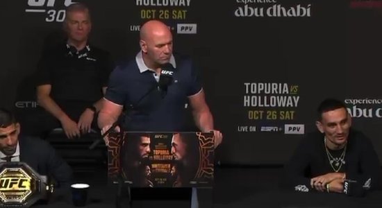 Video: Fans preses konferencē no UFC vadītāja Vaita saņem iespēju aizvadīt cīņu