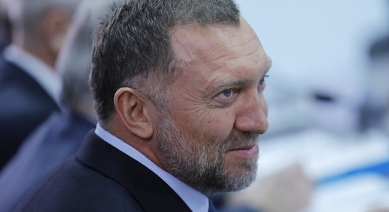 Skandalozais krievu oligarhs Deripaska iegādājies Kipras pilsonību