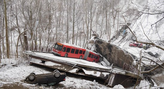 В Питтсбурге перед приездом Байдена рухнул автомобильный мост