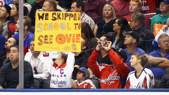 fans Ovechkins in the game Russia - Finland