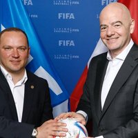 Ļašenko un Infantīno atkārtoti pārrunā nacionālā stadiona jautājumu