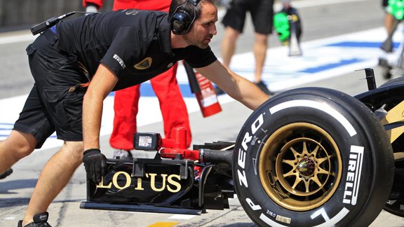 lotus-reuters