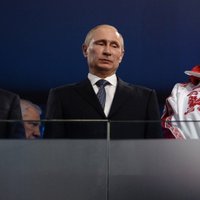 SOK prezidents apmeklēs PK finālu un pirmo reizi pēc Krievijas dopinga skandāla tiksies ar Putinu