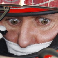 Экс-пилот Формулы-1: Шумахер парализован, у него проблемы с памятью