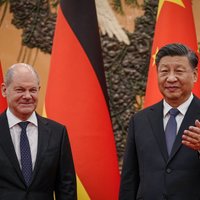 Ķīnas prezidents tikšanās laikā ar Vācijas kancleru izsaka kritiku Putinam