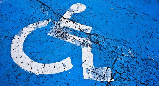 Благотворительным организациям запрещена парковка на местах для инвалидов: министр сообщения пообещал решить проблему