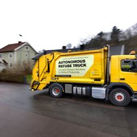 Video: 'Volvo' izstrādājis pašbraucošu atkritumu savākšanas mašīnu