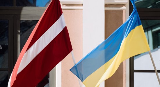 Латвия планирует выделять в течение следующих трех лет на военную помощь Украине 0,25% от ВВП