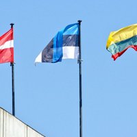 Эстония высылает из страны двух российских консулов