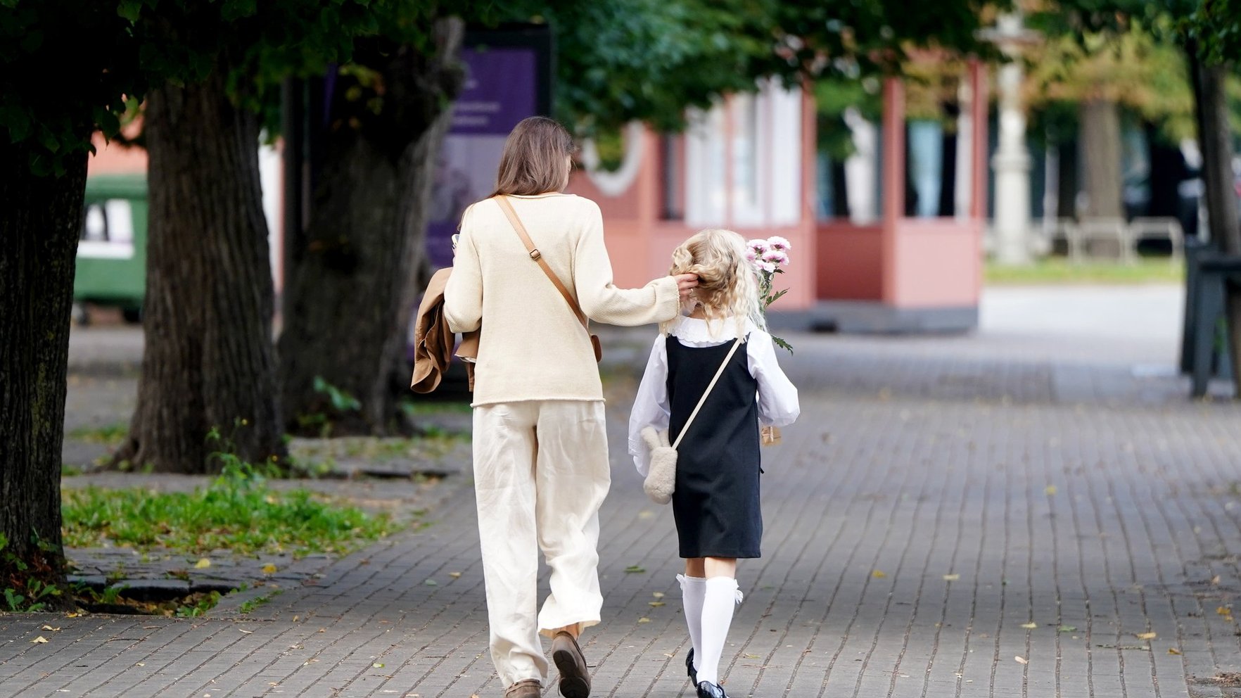 Exam thresholds, retakes and phones: what changes in Latvia’s new school year?