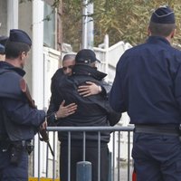 Francijā turpinās islāmistu aresti
