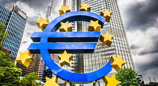 ECB šogad likmes visdrīzāk samazinās trīs reizes, prognozē tās padomes loceklis