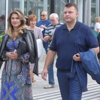 ФОТО: Латвийские VIPы спешат на концерт Максима Галкина