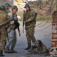 Pie Kramatorskas izcēlusies kauja starp Ukrainas karavīriem un kaujinieku grupu