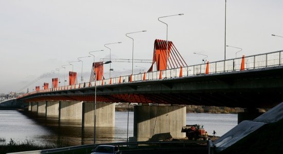 Ziemeļu koridoram atvēlēto naudu vēlas novirzīt Dienvidu tiltam