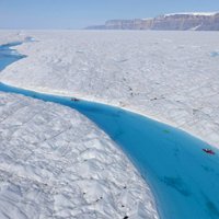 Ученые: Гренландия поднимается из воды за счет таяния льда