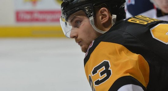 Bļugeram un 'Penguins' uzvara AHL čempionāta spēlē