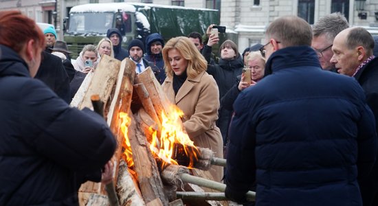 Премьер-министр: во время баррикад наш народ доказал, что он единая и несокрушимая сила