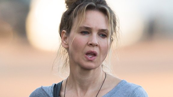 AOP8.12276013 (Renee Zellweger)