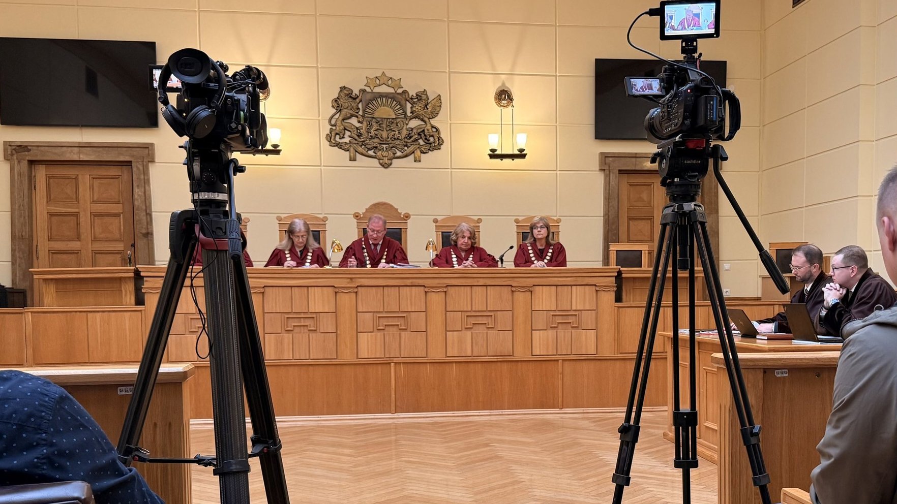 Vai lieta būs jāskata vēlreiz? Senāts vērtē Stankeviču ģimenes lūgumu atjaunot tiesvedību par atņemto dzīvokli