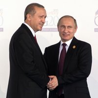 Erdogans apsūdz Krieviju par pretgaisa aizsardzības ieroču piegādāšanu kurdu separātistiem